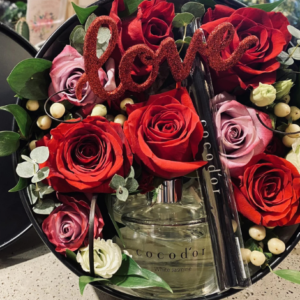 Mixed Rose Bouquet With Perfume